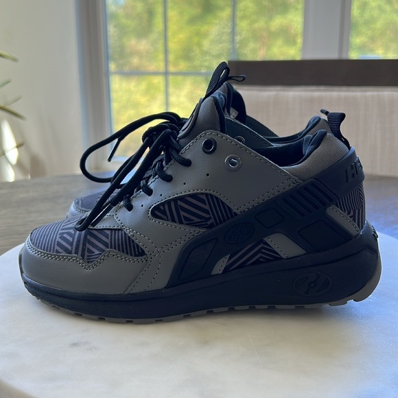 Heelys Force Youth Size 3 - Picture 3 of 9